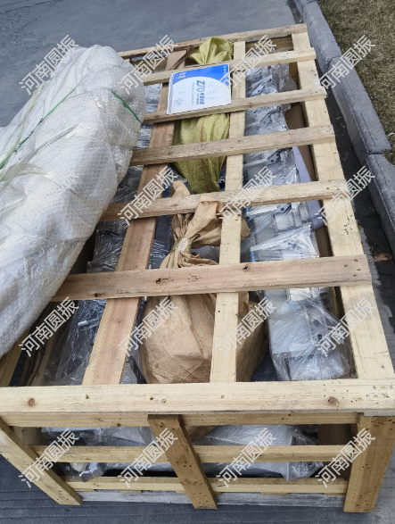 江西省1臺繃網機包裝完成，準備發(fā)貨